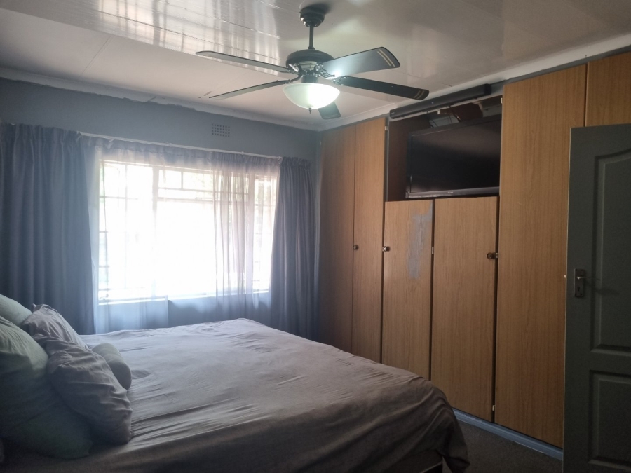 3 Bedroom Property for Sale in Vaalpark Free State